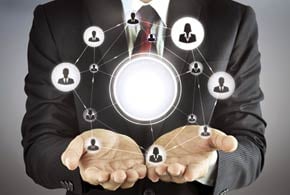 8 Important People to Connect with During a Major IT Incident
